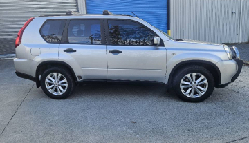 2010 Nissan X-Trail5.jpg